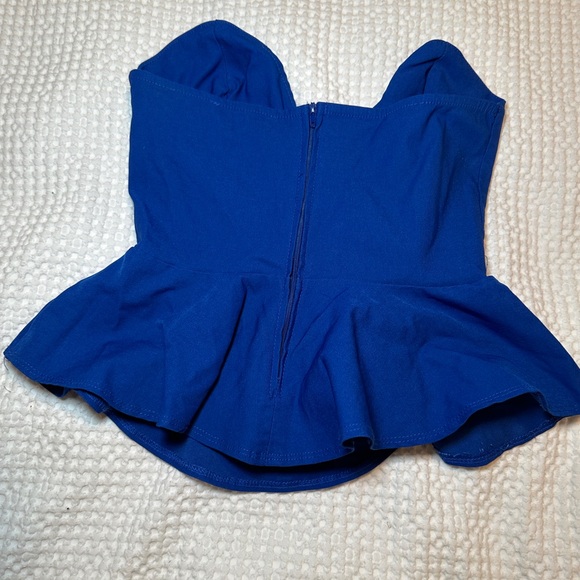 Strapless Heart Shaped Corset Top Size Small - Picture 3 of 3